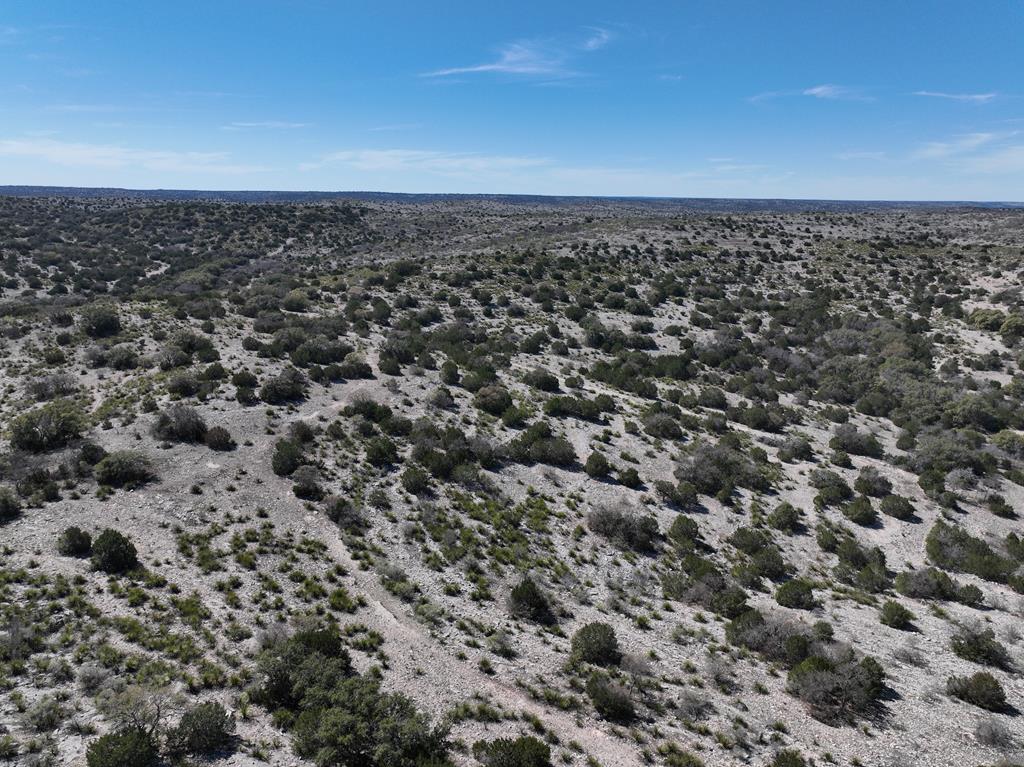 45200 Cr 450 Rocksprings Tx 78880 Rocksprings, TX 78880 - Photo 20 of 55 an aerial view of a city