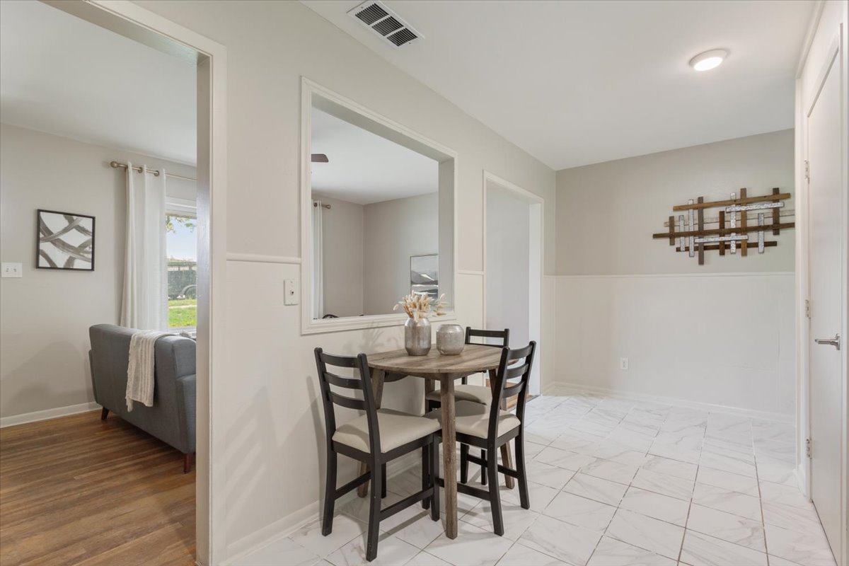 804 Ash Street Georgetown, TX 78626 - Photo 13 of 38
