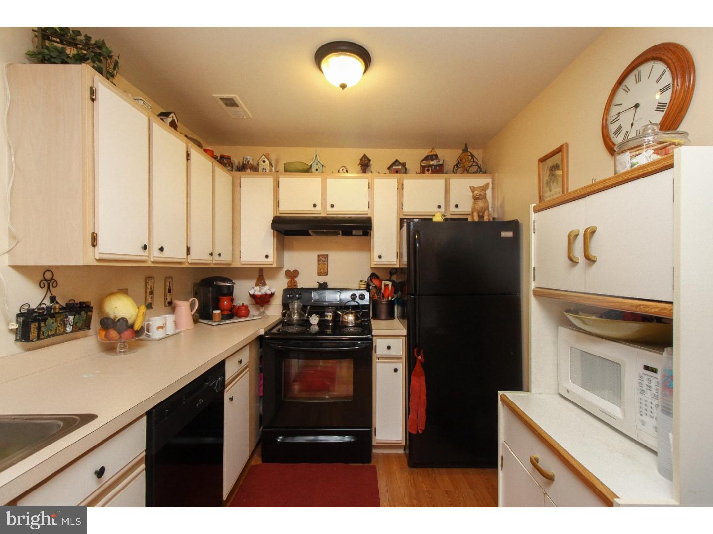407 Quail Road Marlton, NJ 08053 - Photo 9 of 25 Kitchen