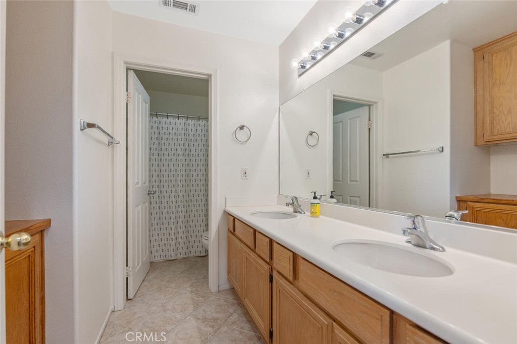 32778 The Old Road Castaic, CA 91384 - Photo 37 of 46