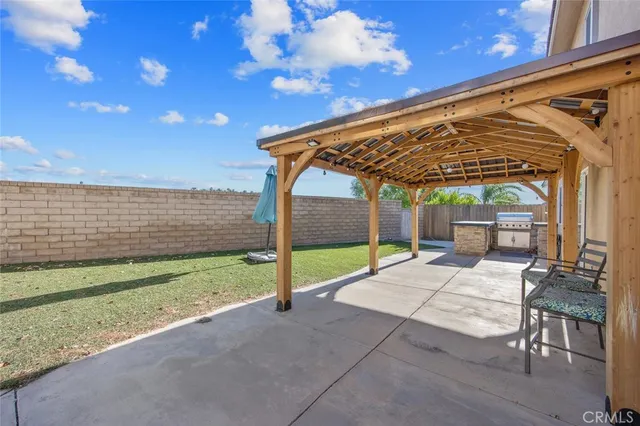 $789,000 | 32778 The Old Road, Castaic, CA 91384