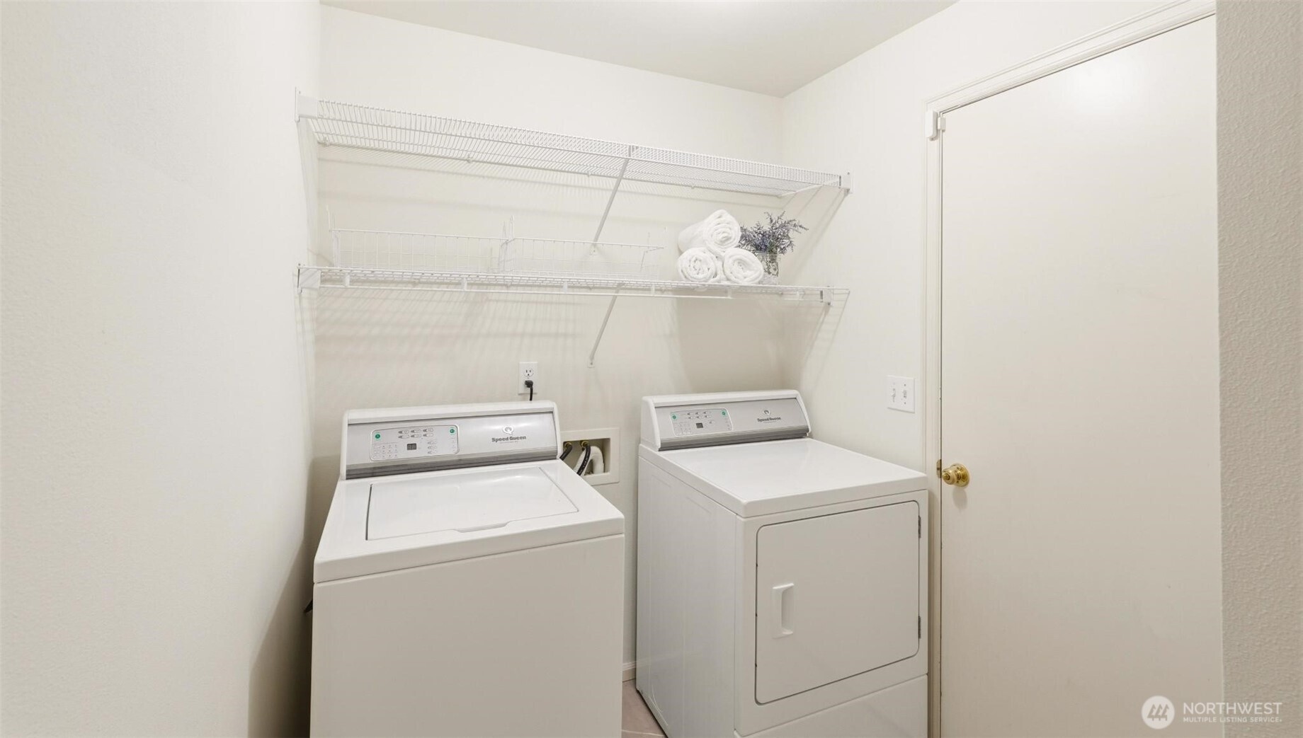 20229 29th Avenue Southeast Bothell, WA 98012 - Photo 18 of 39