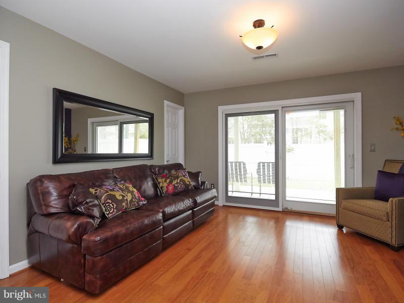 1702 Random Stone Court Reston, VA 20190 - Photo 22 of 28 Family room lower level can be 4th bedroom.