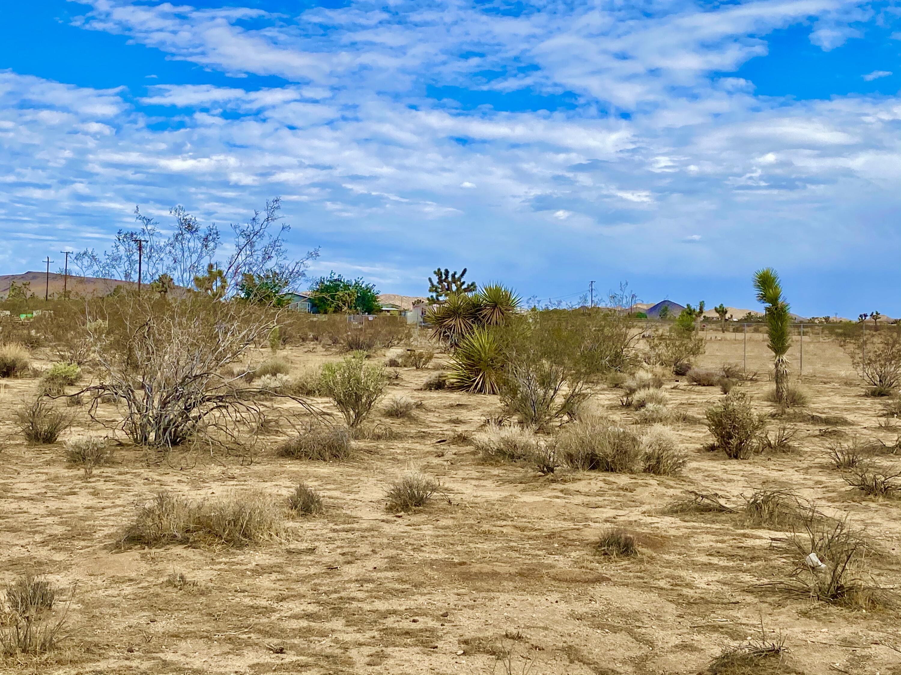 152 Old Woman Springs Road Yucca Valley, CA 92284 - Photo 12 of 32 a view of ocean