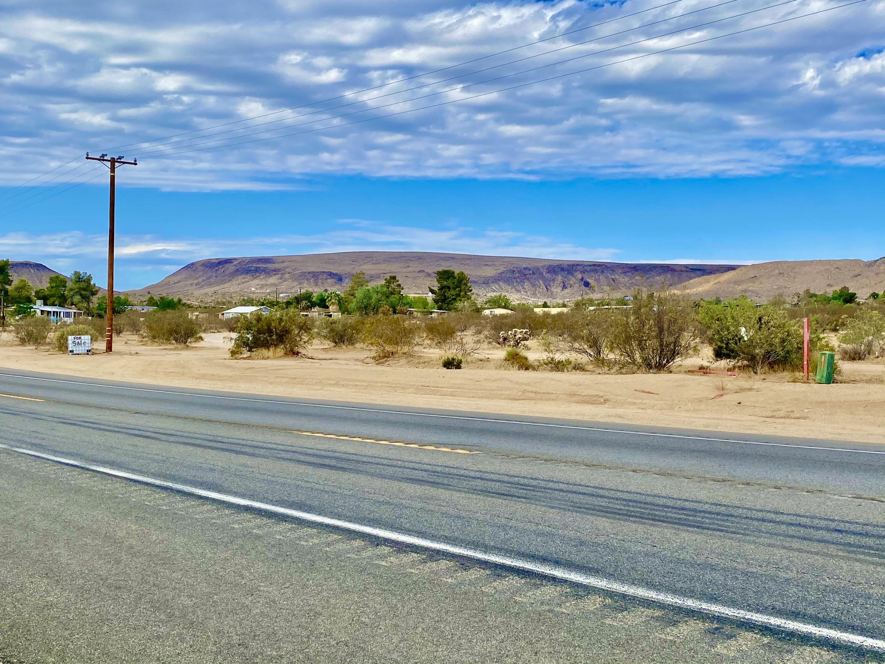152 Old Woman Springs Road Yucca Valley, CA 92284 - Photo 4 of 32