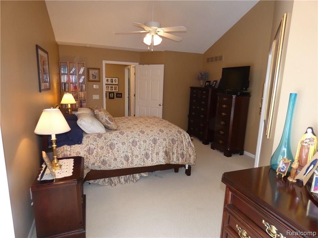 3346 Henley Court Rochester Hills, MI 48309 - Photo 42 of 53