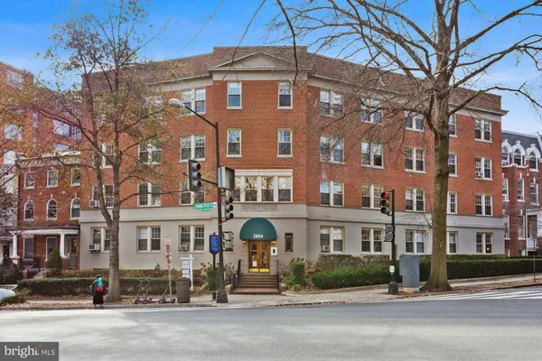 $3,700 | 2854 Connecticut Avenue Northwest, Unit 30, Washington, DC 20008