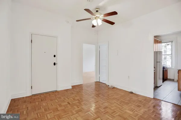 $3,700 | 2854 Connecticut Avenue Northwest, Unit 30, Washington, DC 20008