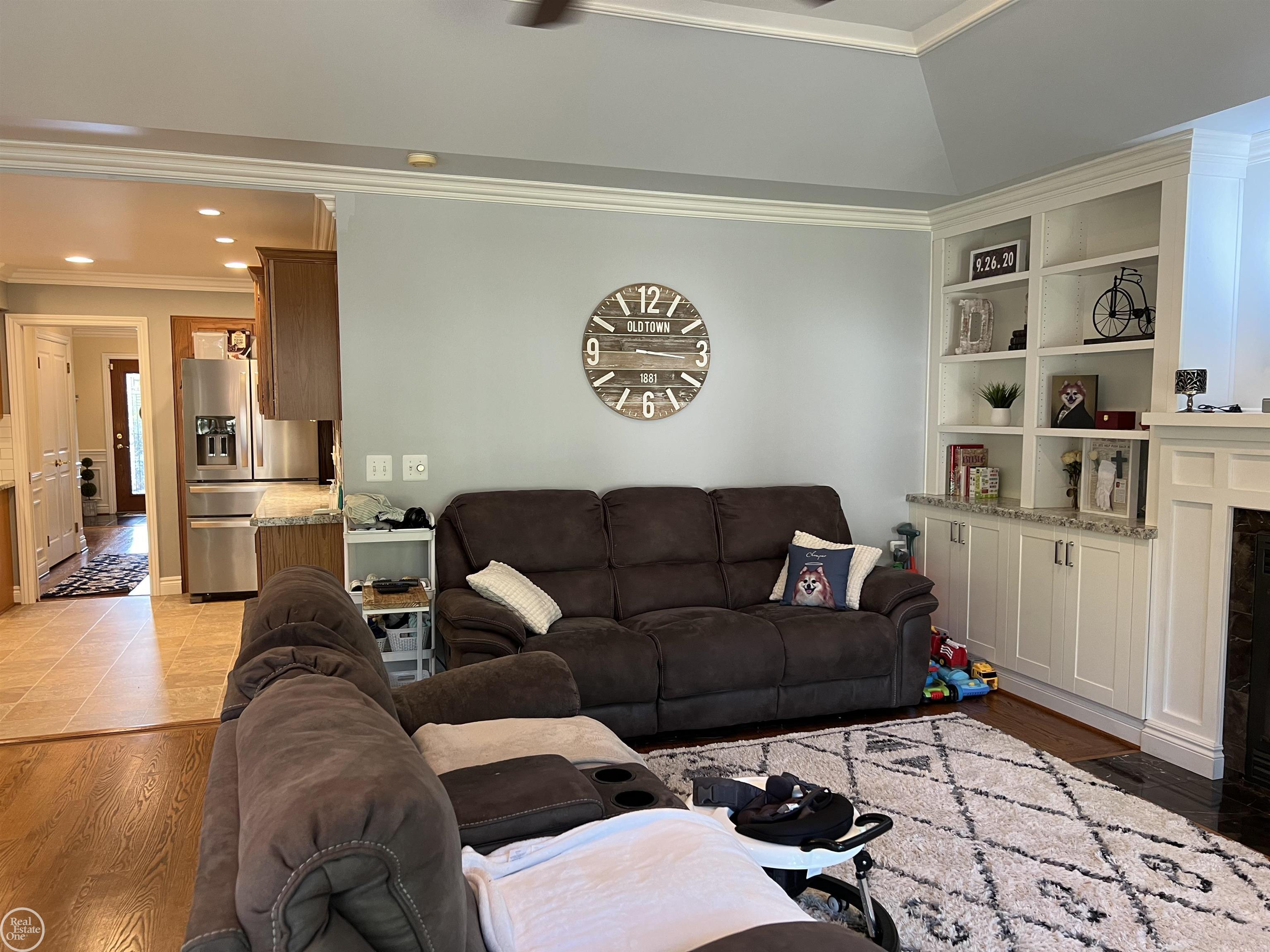 1870 Prestwick Road Grosse Pointe Woods, MI 48236 - Photo 35 of 66