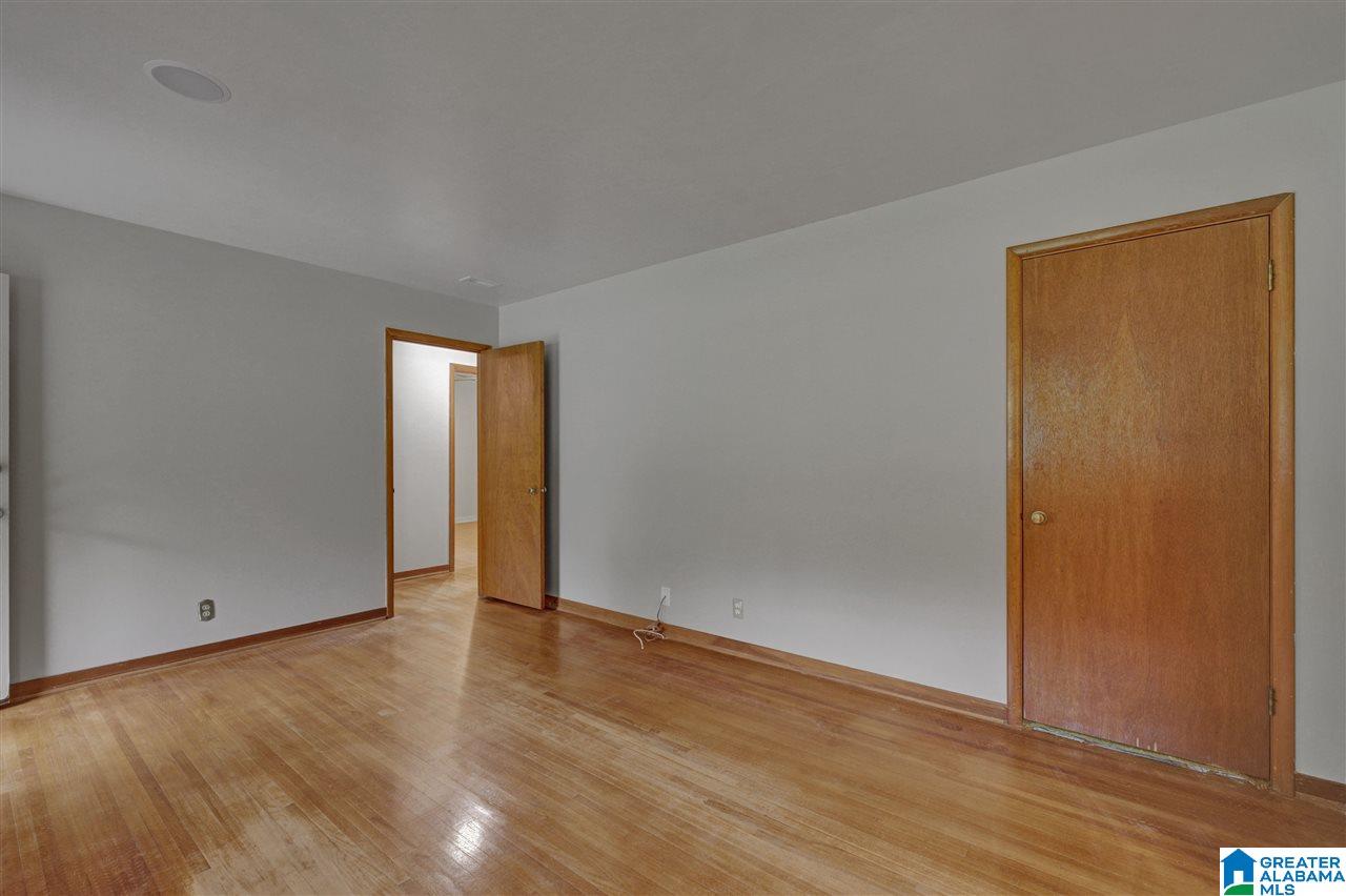 1164 Bowman Road Birmingham, AL 35235 - Photo 6 of 23