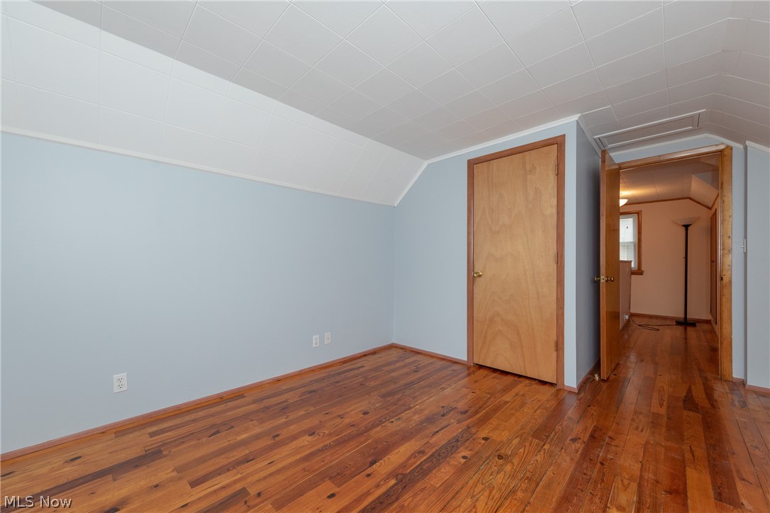 4887 Anderson Road Cleveland, OH 44124 - Photo 21 of 29