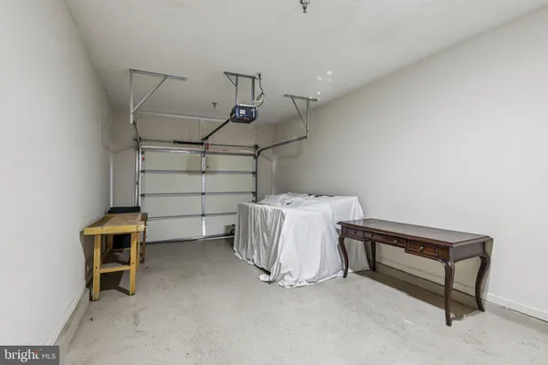 $359,900 | 504 Sunset View Terrace Southeast, Unit 104, Leesburg, VA 20175