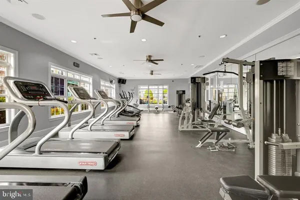 $359,900 | 504 Sunset View Terrace Southeast, Unit 104, Leesburg, VA 20175