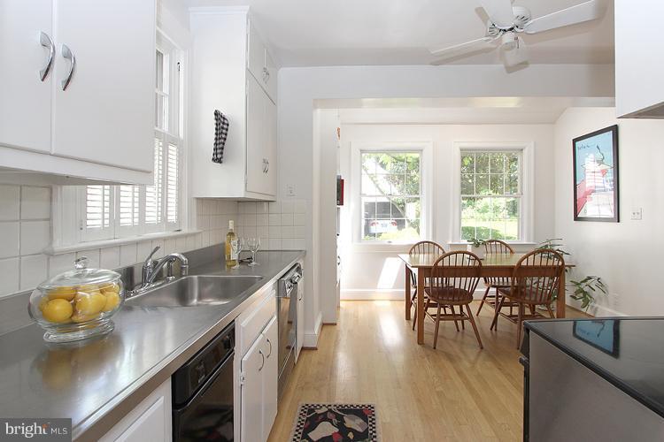 7707 Chatham Road Chevy Chase, MD 20815 - Photo 18 of 27 Kitchen