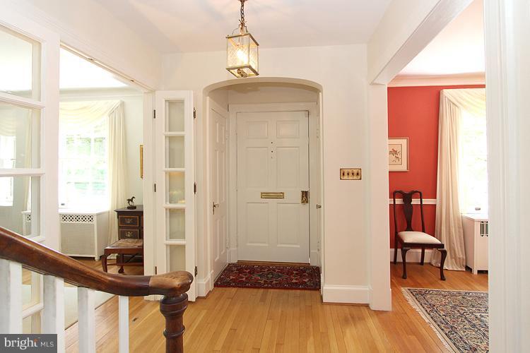 7707 Chatham Road Chevy Chase, MD 20815 - Photo 22 of 27 Interior (General)
