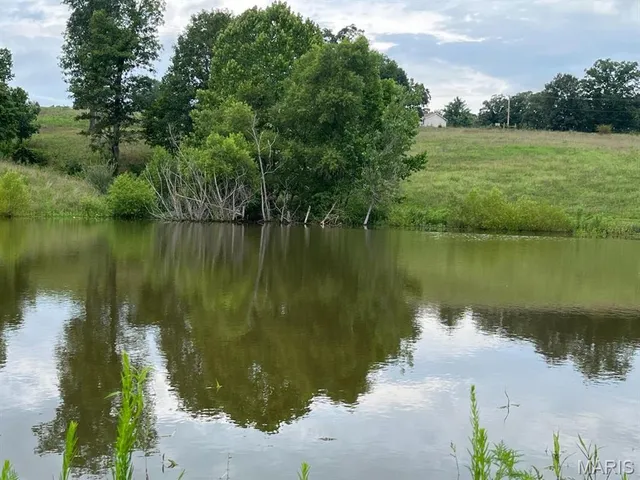 $154,900 | 10037 Gingham Drive, Richwoods, MO 63071