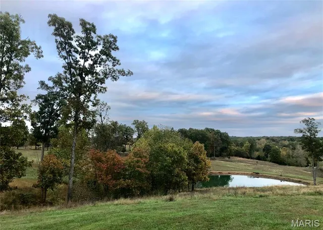 $154,900 | 10037 Gingham Drive, Richwoods, MO 63071