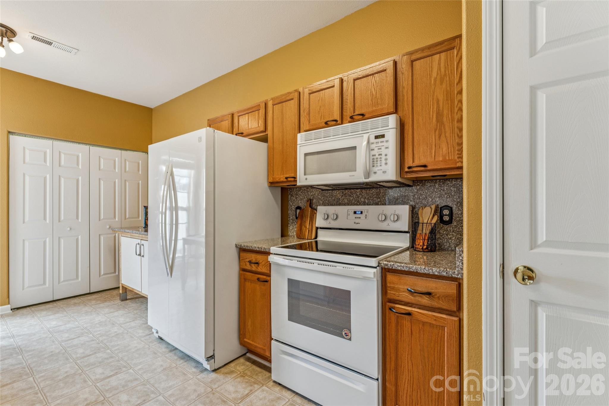 4133 Town Center Road Harrisburg, NC 28075 - Photo 6 of 36