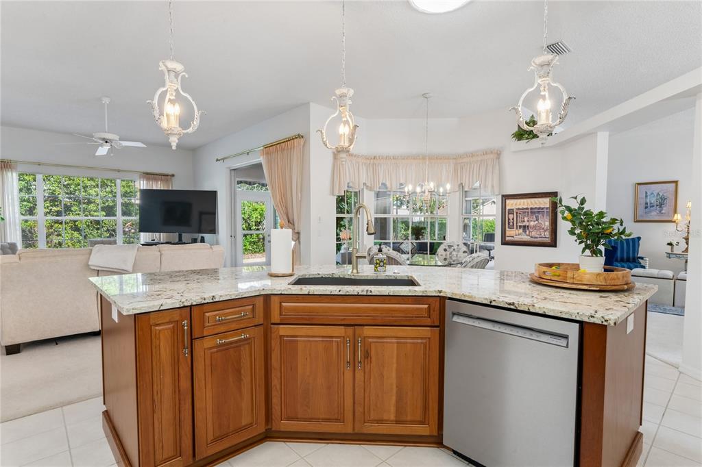 2047 Overbrook Lane Spring Hill, FL 34606 - Photo 16 of 94