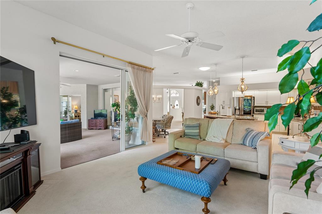 2047 Overbrook Lane Spring Hill, FL 34606 - Photo 25 of 94