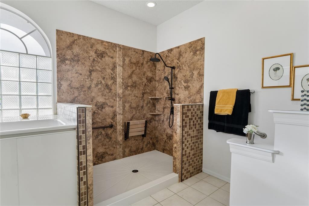 2047 Overbrook Lane Spring Hill, FL 34606 - Photo 34 of 94