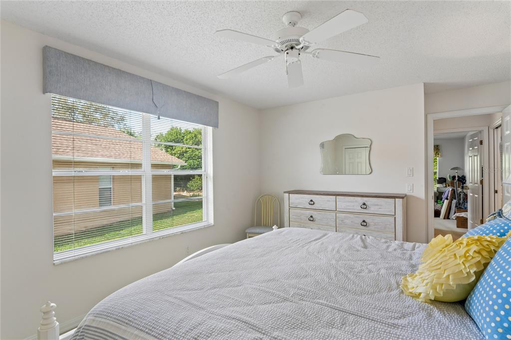 2047 Overbrook Lane Spring Hill, FL 34606 - Photo 38 of 94