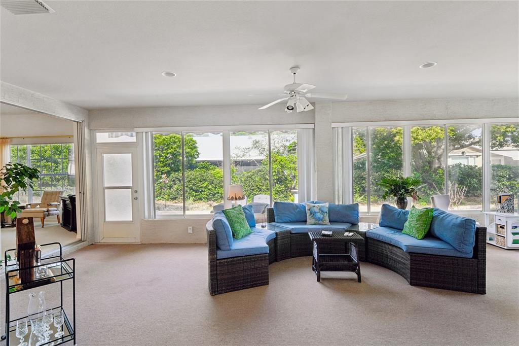 2047 Overbrook Lane Spring Hill, FL 34606 - Photo 46 of 94