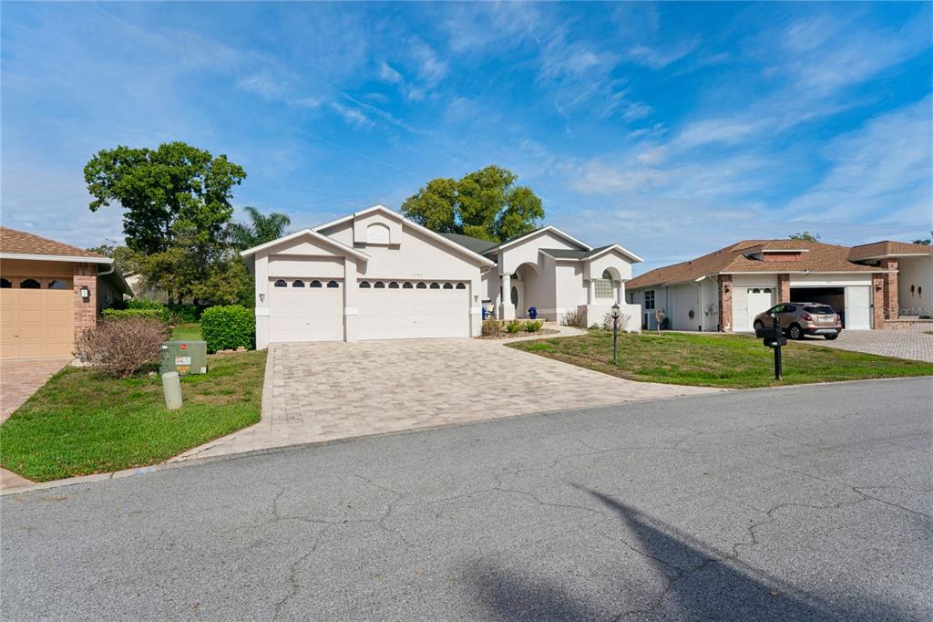 2047 Overbrook Lane Spring Hill, FL 34606 - Photo 55 of 94