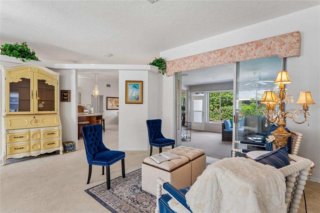 2047 Overbrook Lane Spring Hill, FL 34606 - Photo 10 of 94