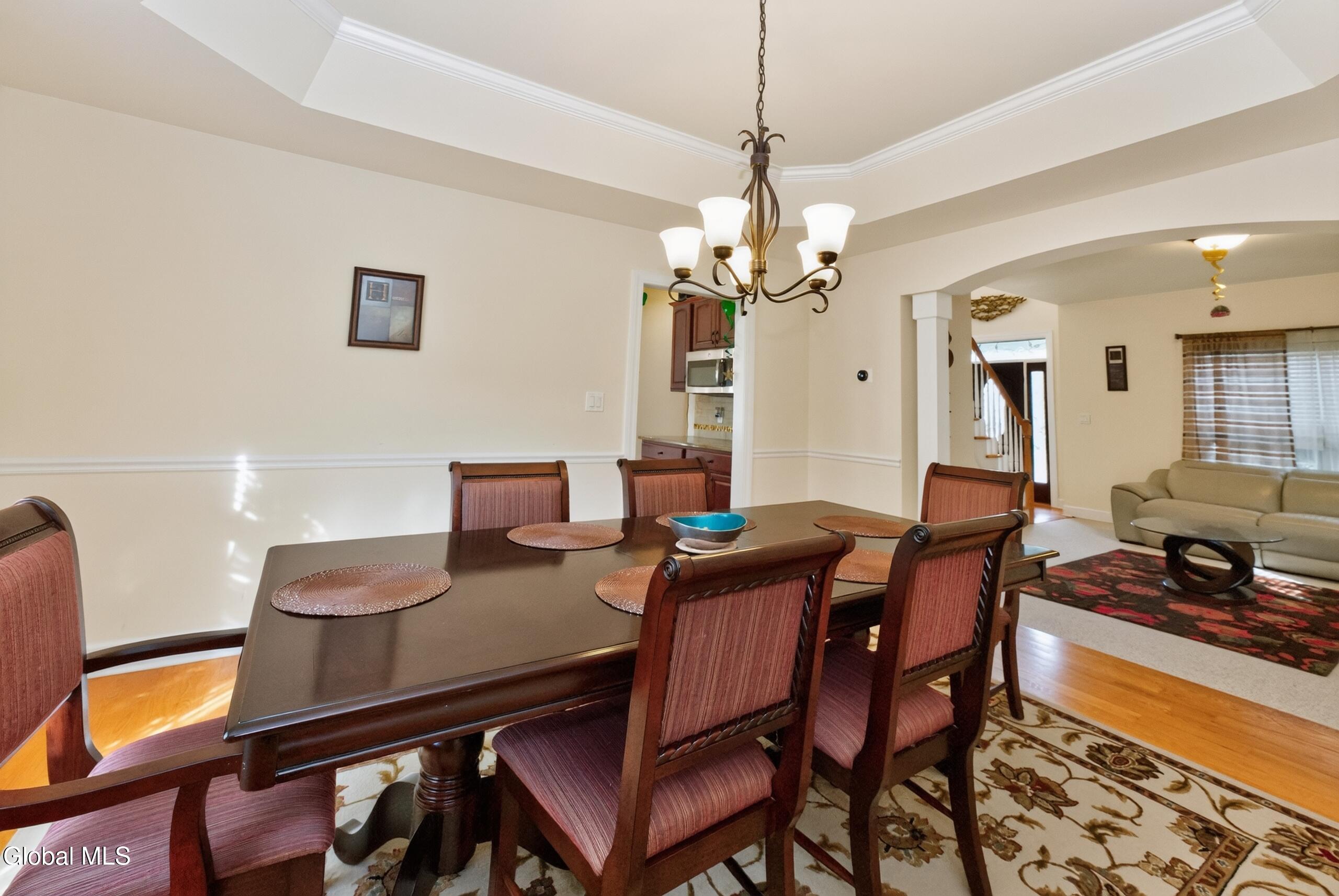 8 Peacham Road Colonie, NY 12189 - Photo 24 of 52 5 Diningroom 4
