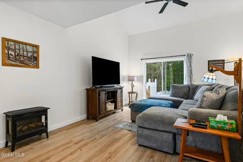 $299,900 | 78 Old Mill Lane, Queensbury, NY 12804