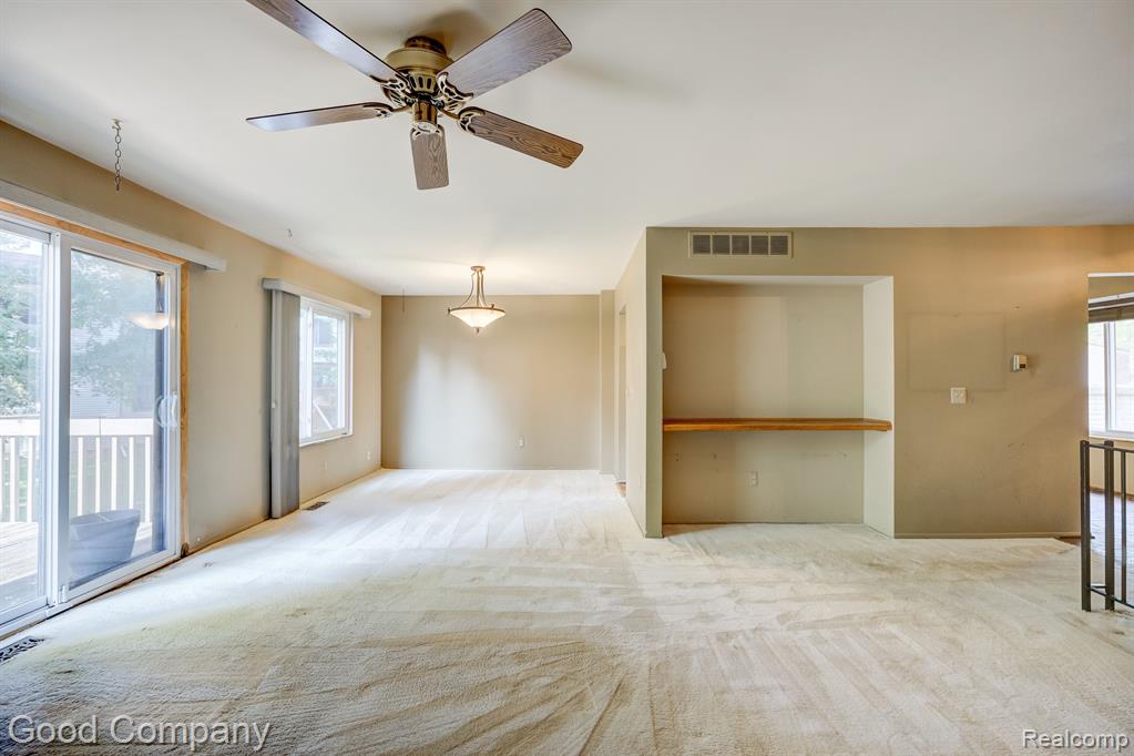 1010 Willow Grove Court Rochester Hills, MI 48307 - Photo 5 of 36