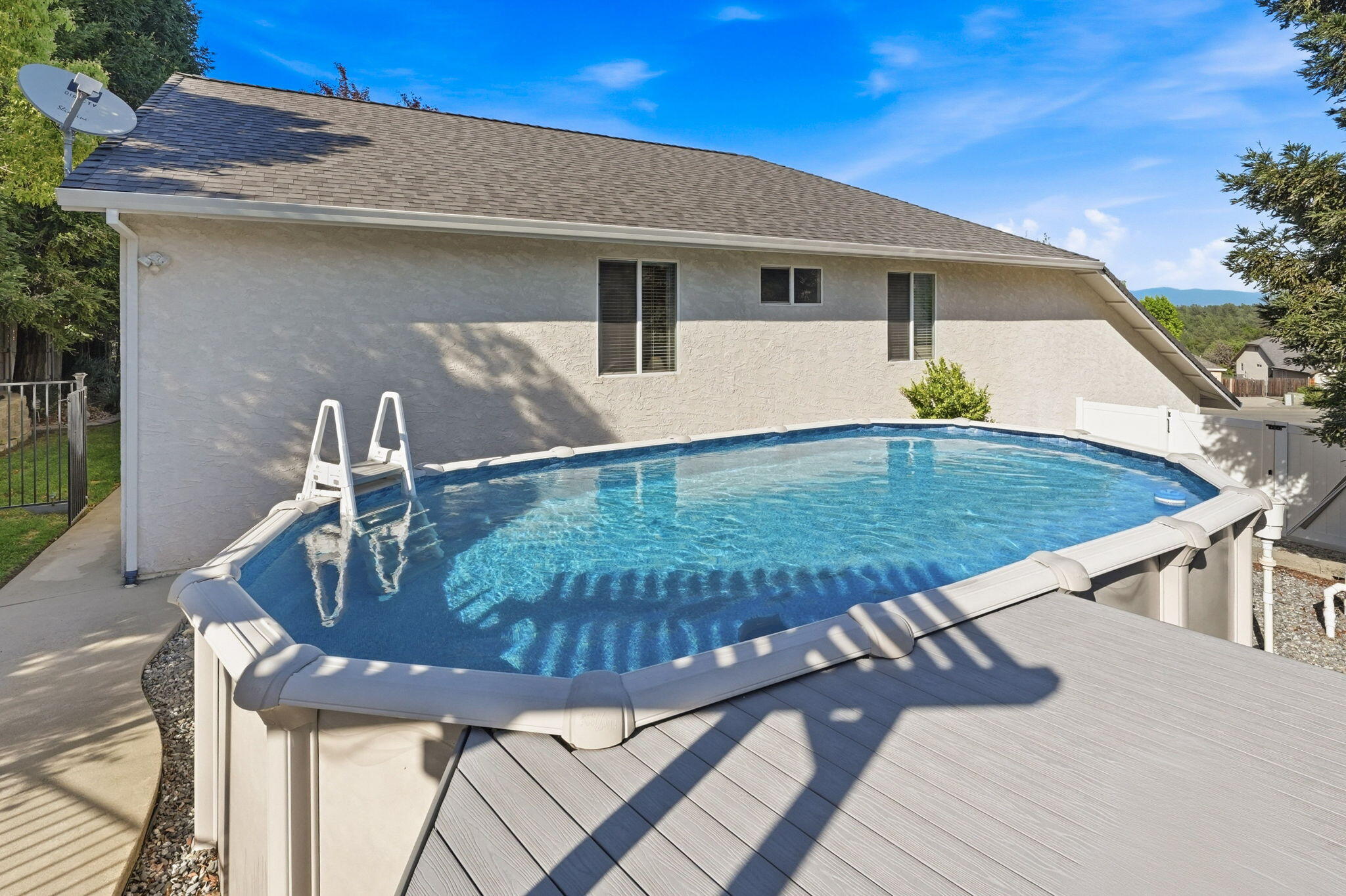 1030 Tulare Court Redding, CA 96003 - Photo 28 of 34 Pool