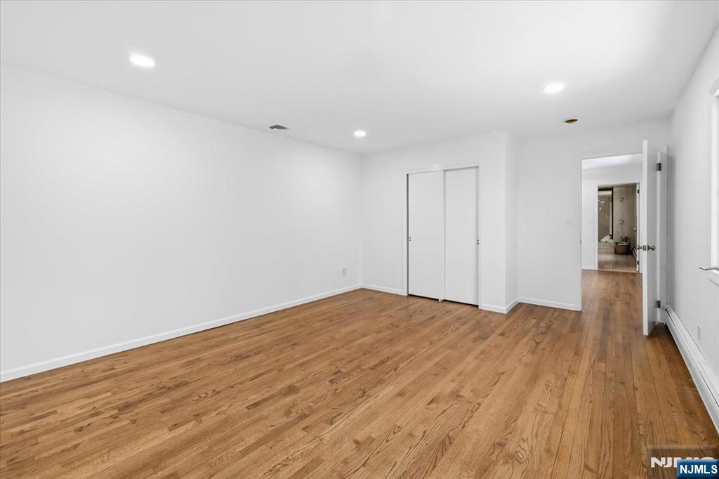 360 Valley View Avenue Paramus, NJ 07652 - Photo 25 of 43