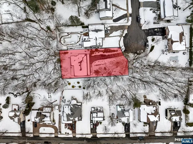 $1,449,000 | 360 Valley View Avenue, Paramus, NJ 07652