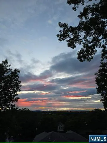 $1,449,000 | 360 Valley View Avenue, Paramus, NJ 07652