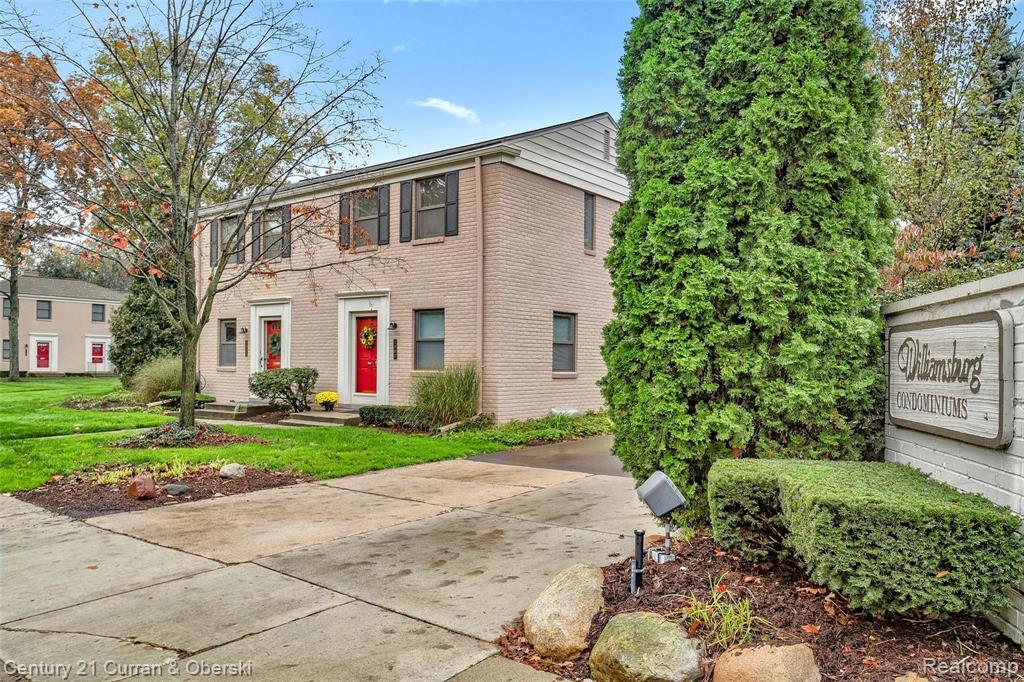 1900 Graefield Road Birmingham, MI 48009 - Photo 2 of 39