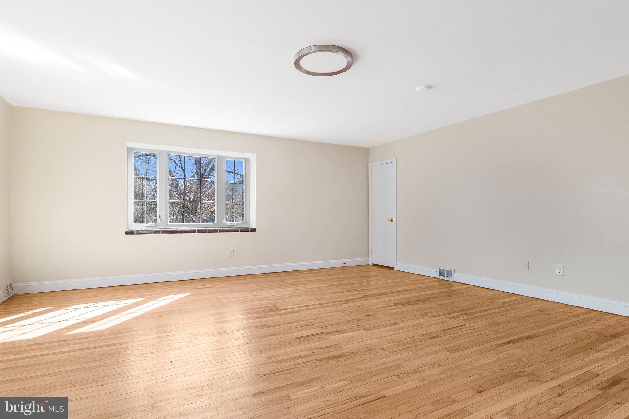 622 Greythorne Road Wynnewood, PA 19096 - Photo 19 of 36 Primary Bedroom