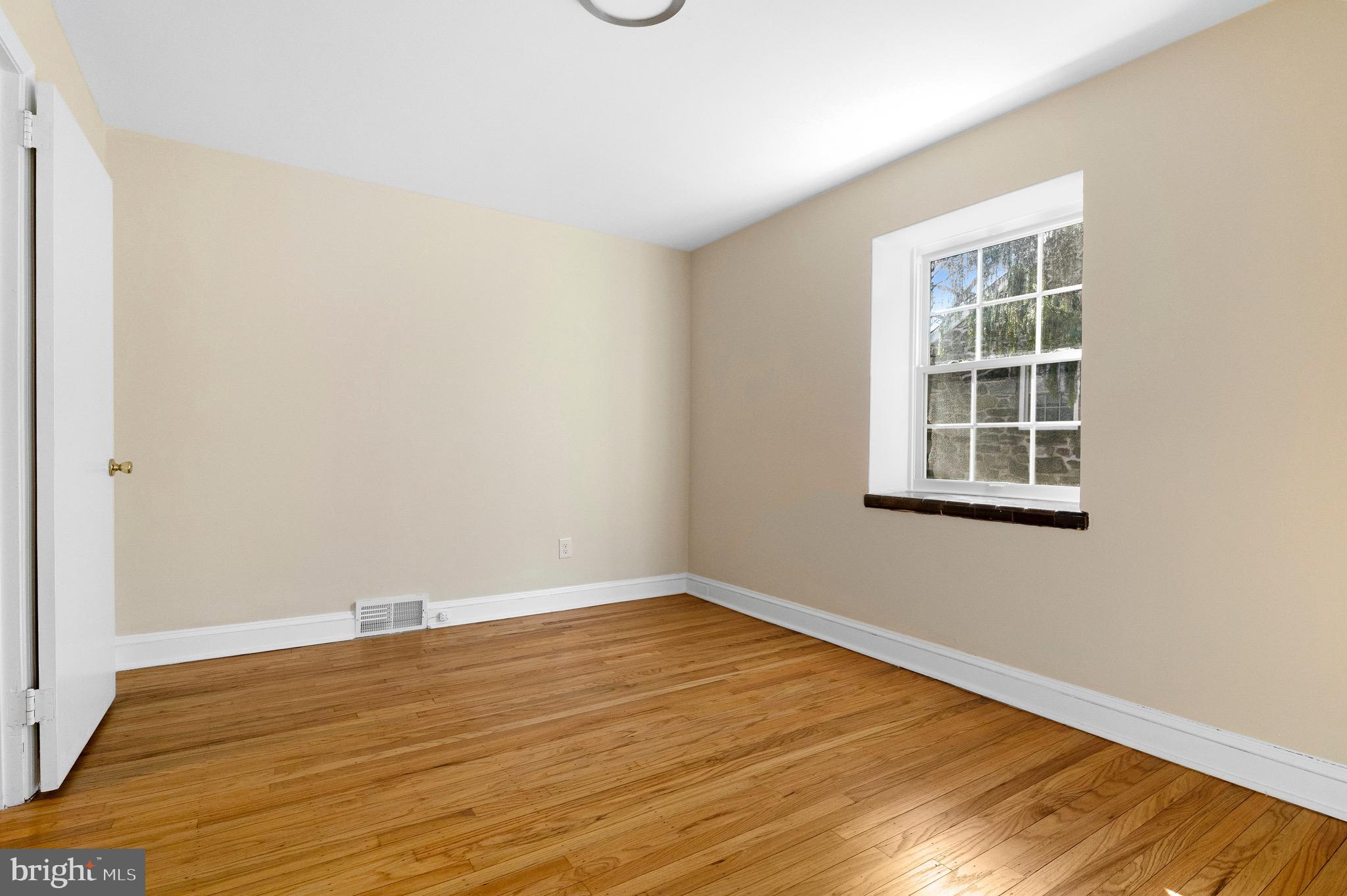 622 Greythorne Road Wynnewood, PA 19096 - Photo 26 of 36 Bedroom 3