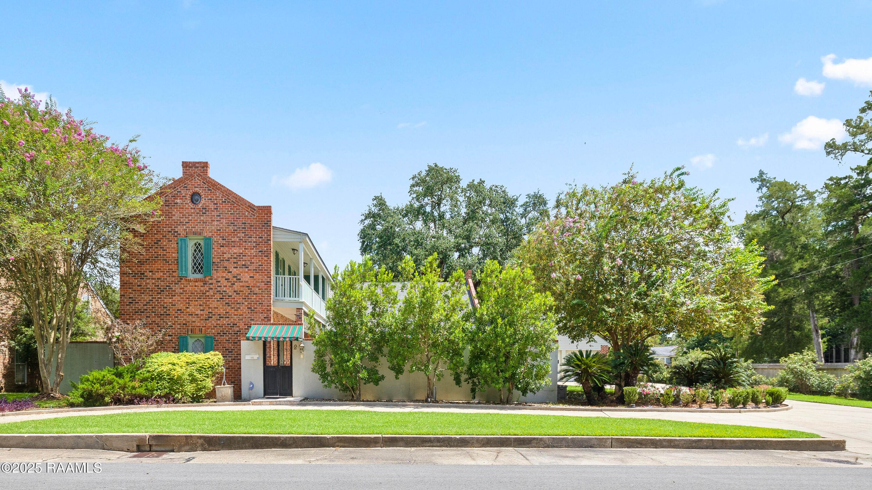 2 La Rue Verger New Iberia, LA 70563 - Photo 2 of 43 Front View