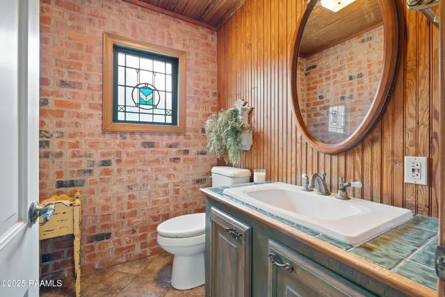 $546,000 | 2 La Rue Verger, New Iberia, LA 70563