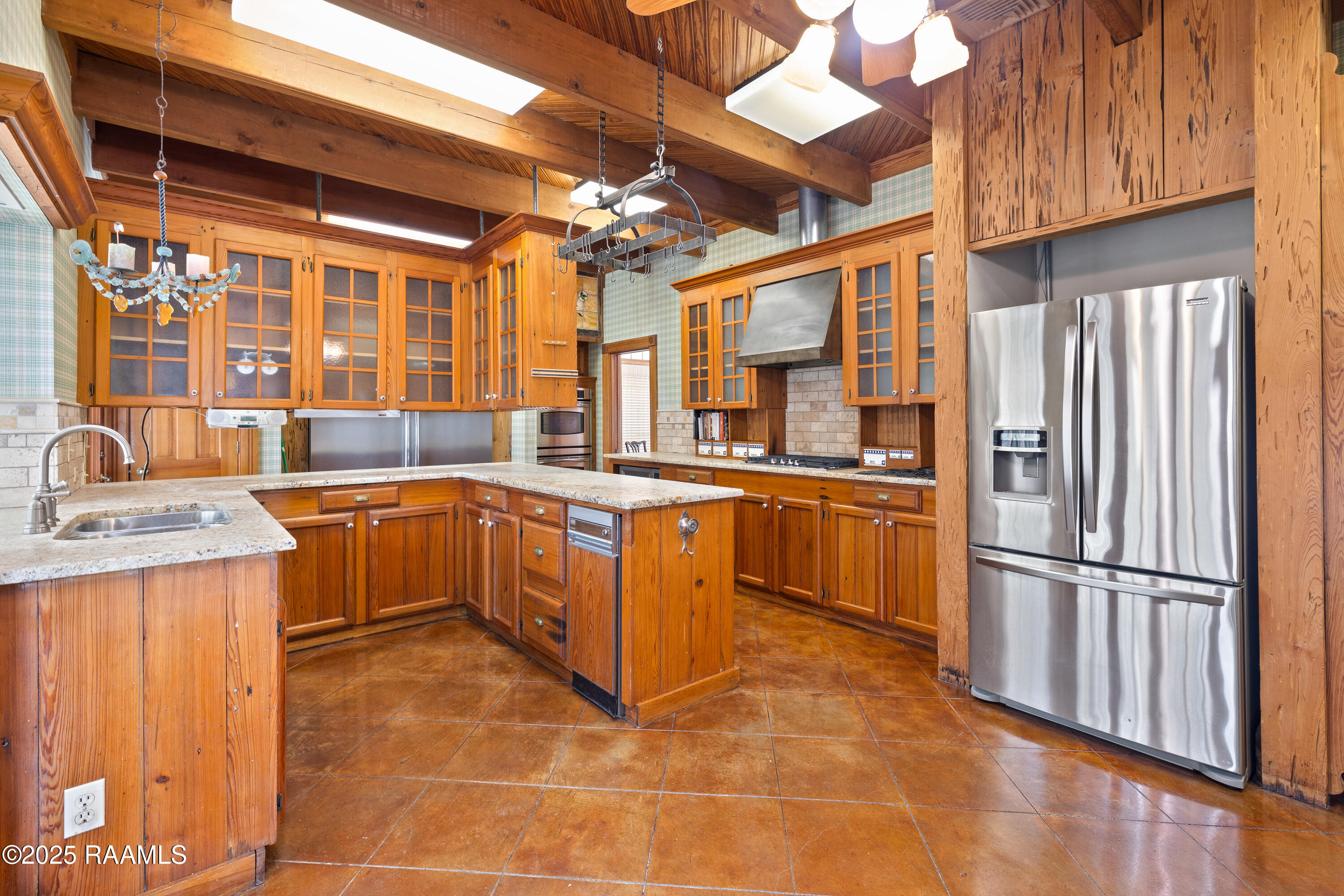 2 La Rue Verger New Iberia, LA 70563 - Photo 5 of 43 Kitchen