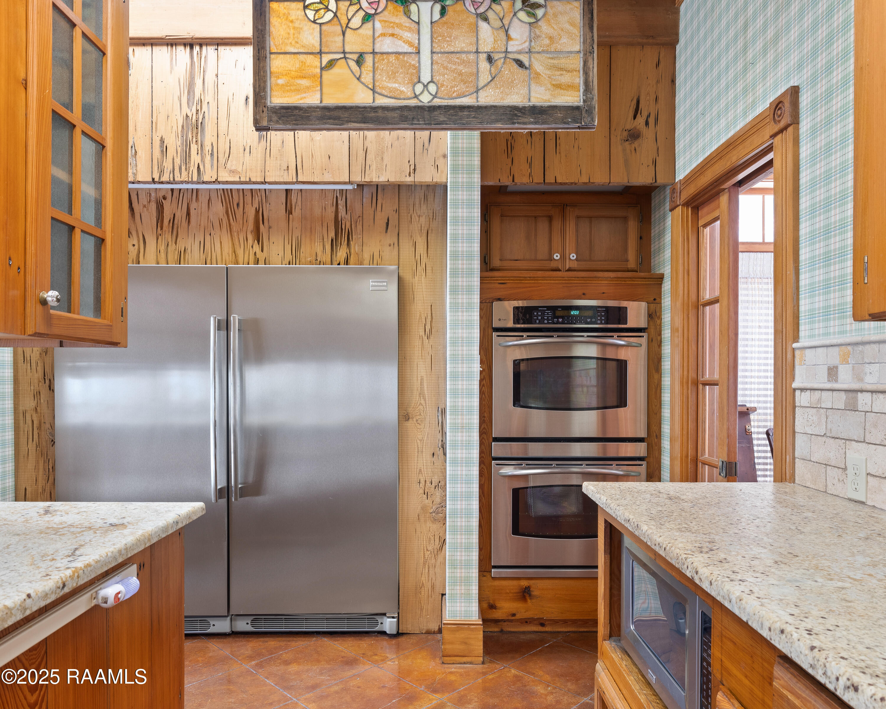 2 La Rue Verger New Iberia, LA 70563 - Photo 7 of 43 Large Double Refrigerator/Freezer