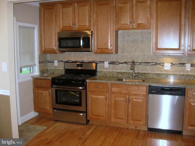 4029 Annellen Road Baltimore, MD 21215 - Photo 4 of 19 Kitchen