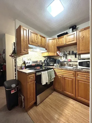 $1,950 | 720 Bennington Street, Unit 104, Boston, MA 02128