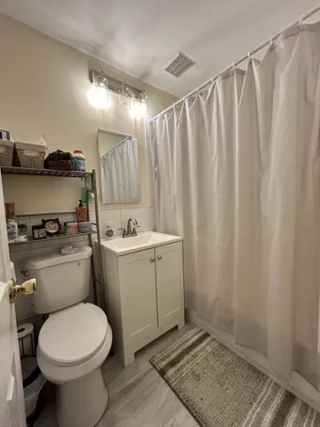 $1,950 | 720 Bennington Street, Unit 104, Boston, MA 02128