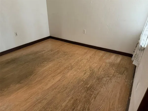 $124,000 | 516 Orange Drive, Unit 20, Altamonte Springs, FL 32701