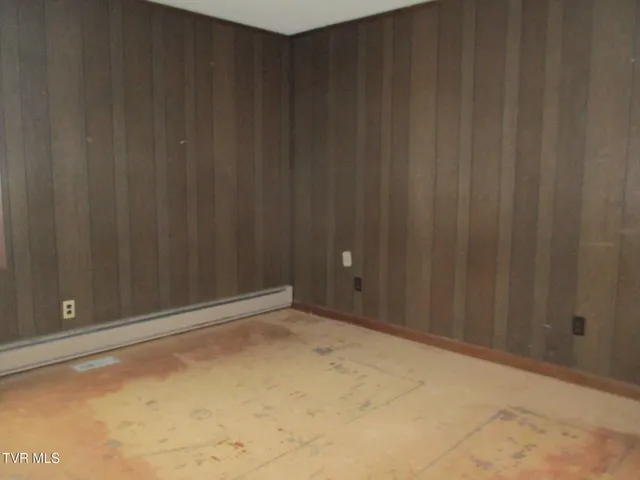 $260,000 | 111 Sugar Maple Lane, Johnson City, TN 37601