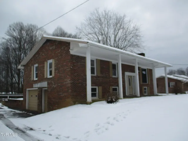 $260,000 | 111 Sugar Maple Lane, Johnson City, TN 37601