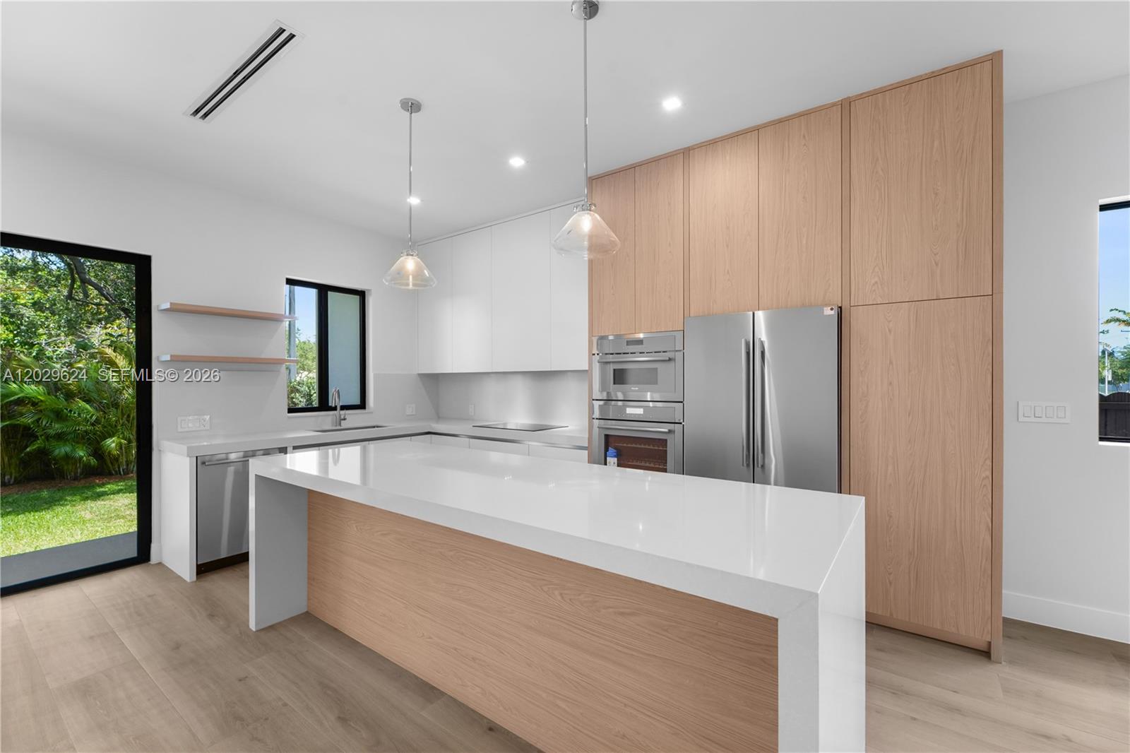 2735 Southwest 23rd Terrace Miami, FL 33145 - Photo 10 of 54